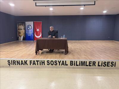 Dekan Yardımcımız Lise Öğrencileri İle  Bir Araya Geldi