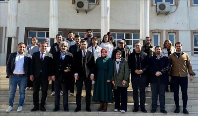 Doç. Dr. Ahmet Özdemir, Şirnak'ın  Silopi ilçesi Hacı Mehmet Ökten Anadolu İmam Hatip Lisesinde bir konferans verdi. 