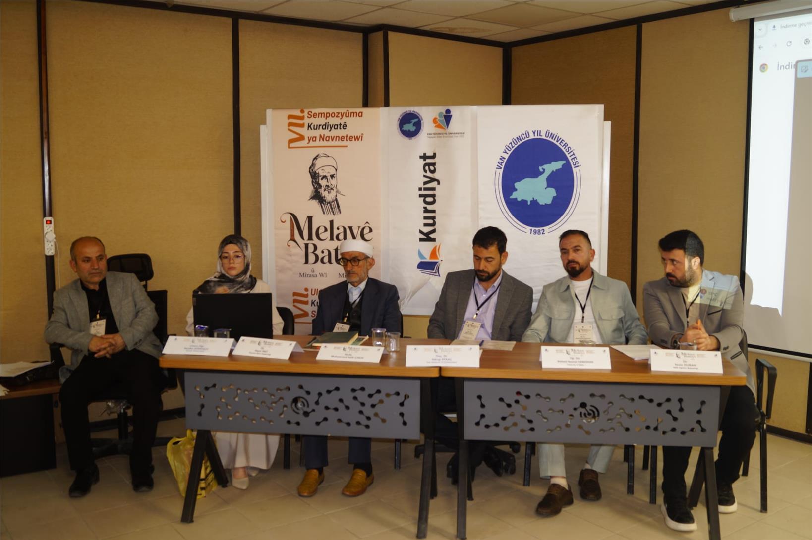fakultemiz-3-sinif-ogrencilerinden-nesibe-gumuscu-ve-halime-dayan-van-yuzuncu-yil-universitesi-nin