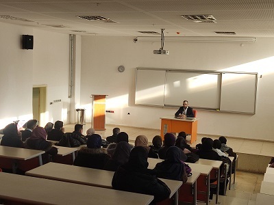 Fakültemiz Dr. Öğr. Üyesi Mohammad Rachid Aldershawi Tarafından "İlim Talebesinin Ahlakı" Konulu Bir Konferans Verildi.