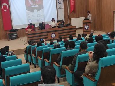 Fakültemiz ile Üniversitemiz Şehr-i Nuh Bilgi ve Değerler Kulübü tarafından ortaklaşa düzenlenen “18 Mart Çanakkale Zaferi”