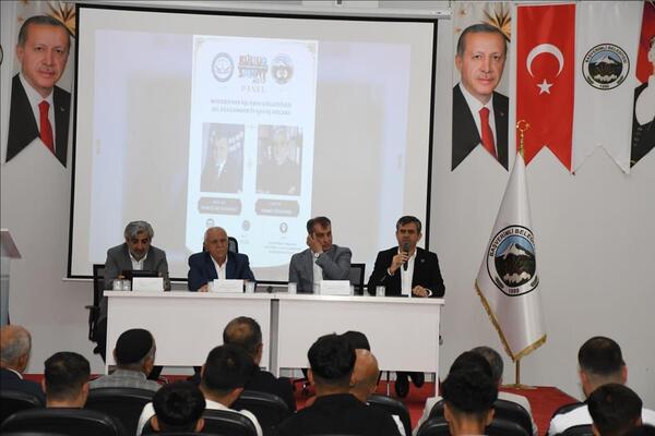 fakultemiz-ogretim-uyeleri-silopi-basverimli-de-duzenlenen-panele-katildilar
