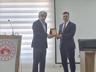 ogretim-uyemiz-doc-dr-ahmet-ozdemir-hz-peygamber-sas-ve-aile-ahlaki-konulu-konferans-verdi