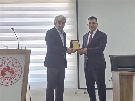 ogretim-uyemiz-doc-dr-ahmet-ozdemir-hz-peygamber-sas-ve-aile-ahlaki-konulu-konferans-verdi