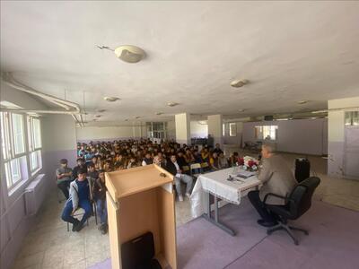 ÖĞRETİM ÜYEMİZ PROF. DR. NURULLAH AGİTOĞLU ŞANLIURFA BİRECİK'TE SÜNNET KONULU KONFERANSLAR VERDİ