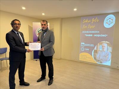 ogretim-uyemiz-prof-dr-nurullah-agitoglu-sukru-gelis-fen-lisesinde-ogrencilerle-bir-araya-geldi