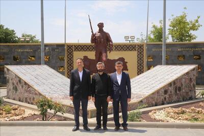 sirnak-universitesi-ilahiyat-fakultesi-personellerinden-sirnak-sehitler-anitina-anlamli-ziyaret